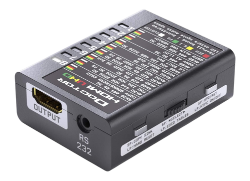 Dr HDMI 4K von der Ausgangsseite, mit der UHD-EDID-Banktabelle auf der Oberseite des Geräts