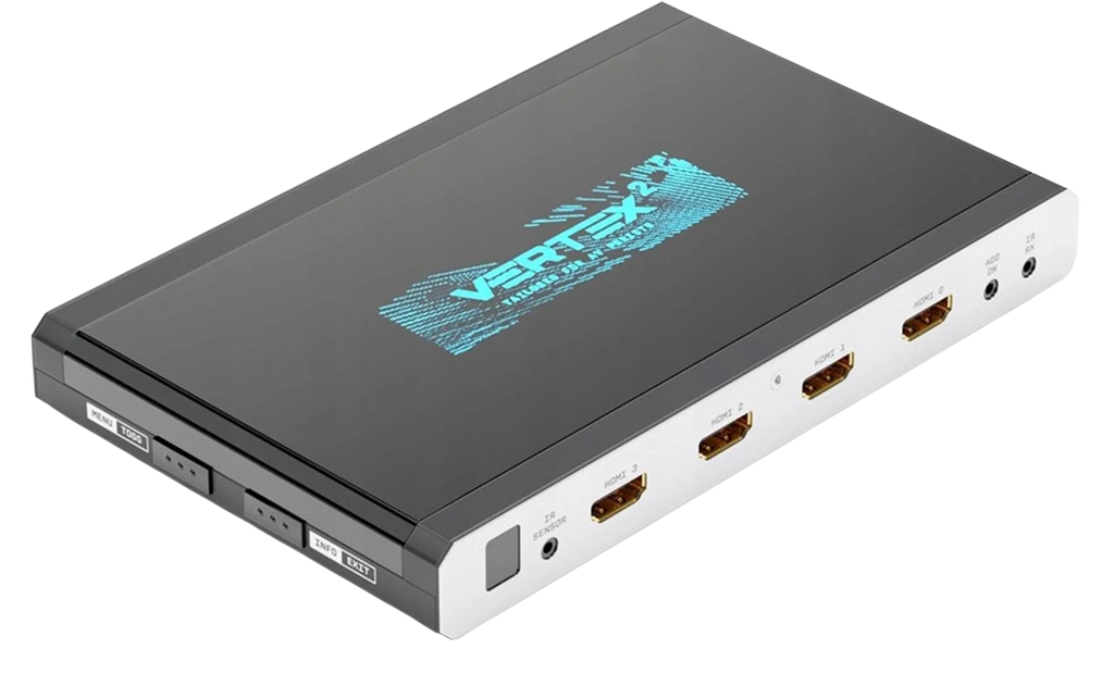 HDfury Vertex 2 HDMI-Matrix und -Switcher schräg von oben, Eingangsseite: IR-Sensor, vier HDMI-Eingänge mit den Nummern 0 bis 3, Add-on- und IR-RX-Buchse